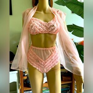 VTG 60s 3 pc Pink Ruffled Chiffon Lolita Kawaii Pinup Boudoir Set